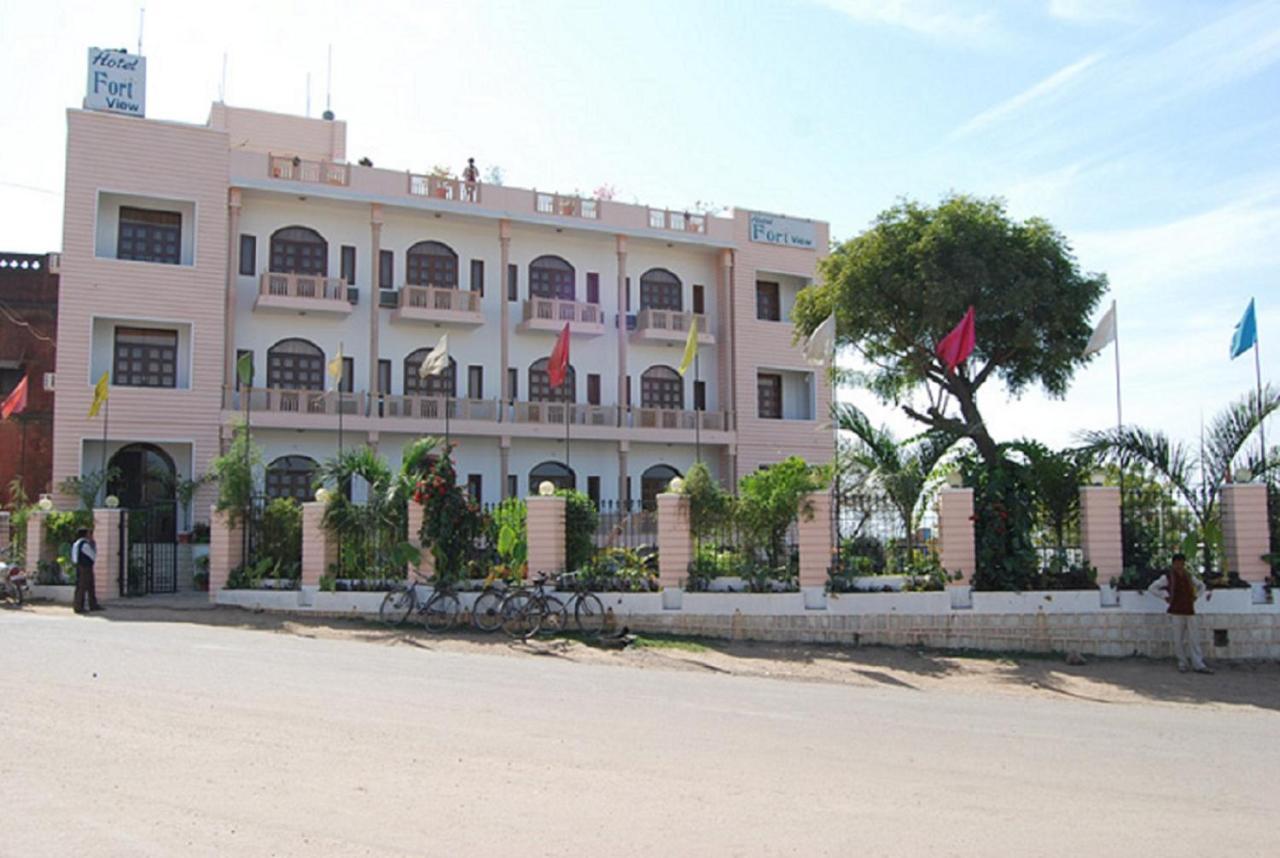 Hotel Fort View Tikamgarh Exterior foto